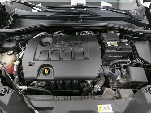 Used 2018 Toyota C-HR XLE FWD image 12