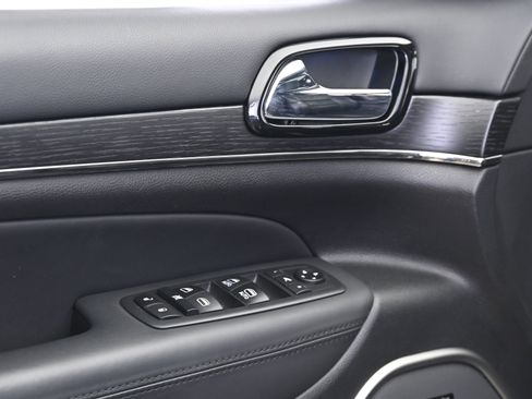 Used 2020 Jeep Grand Cherokee High Altitude image 27