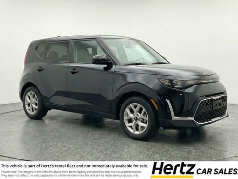 Used 2025 Kia Soul LX w/ LX Technology Package image 1