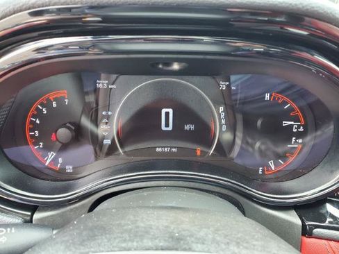 Used 2022 Dodge Durango R/T w/ Blacktop Package AWD/4WD image 9