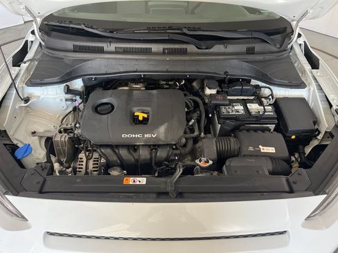 Used 2021 Hyundai Kona SE FWD image 9