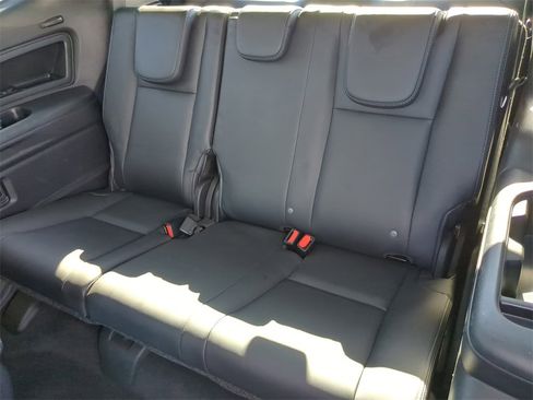 Used 2022 Subaru Ascent Touring image 18