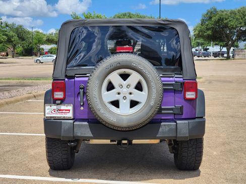 Used 2017 Jeep Wrangler Sport w/ Quick Order Package 24S AWD/4WD image 5