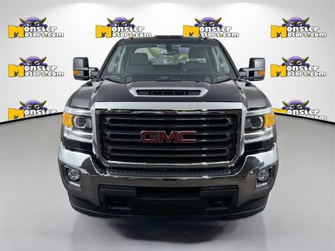 Used 2018 GMC Sierra 2500 SLE image 2
