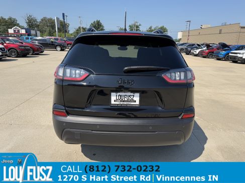 Used 2021 Jeep Cherokee Latitude Plus FWD image 6