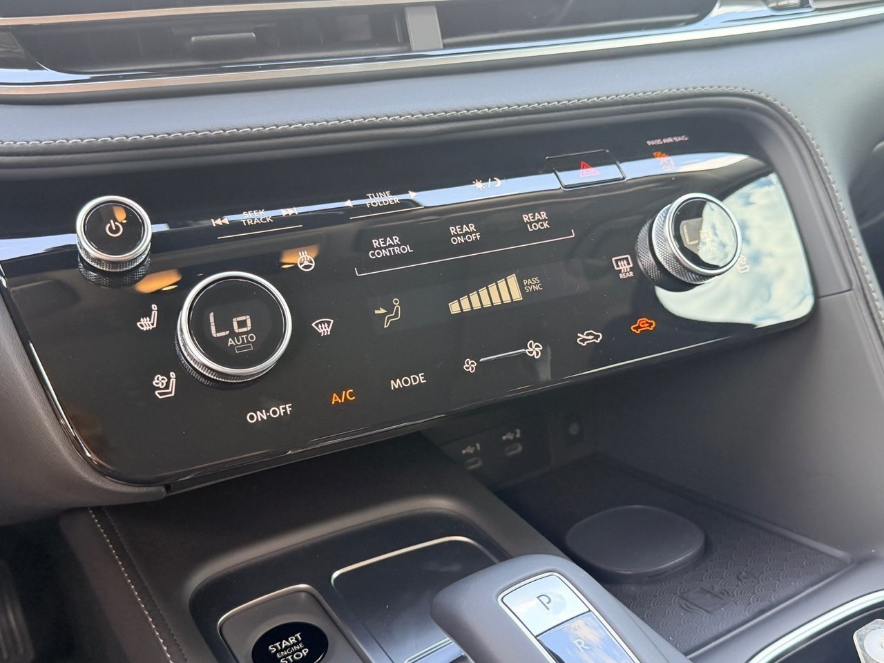 New 2027 INFINITI QX60 Luxe FWD image 24