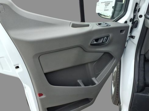 New 2026 Ford Transit 250 148 Medium Roof RWD image 12