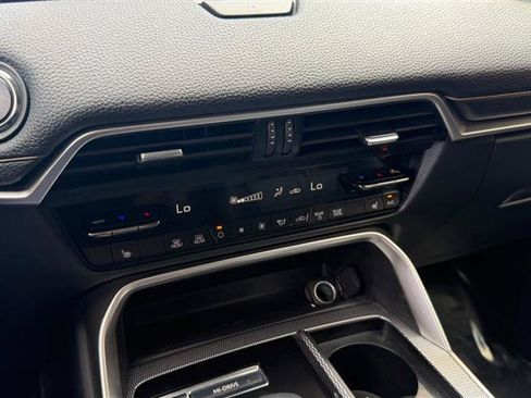 Used 2024 MAZDA CX-90 3.3 Turbo w/ Preferred Plus AWD/4WD image 38