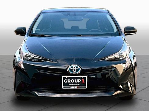 Used 2016 Toyota Prius Four FWD image 4
