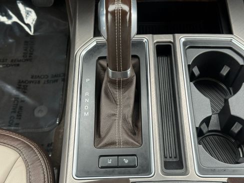 Used 2020 Ford F150 Limited image 29