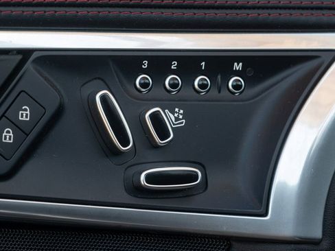 Used 2021 Jaguar F-TYPE Convertible image 25