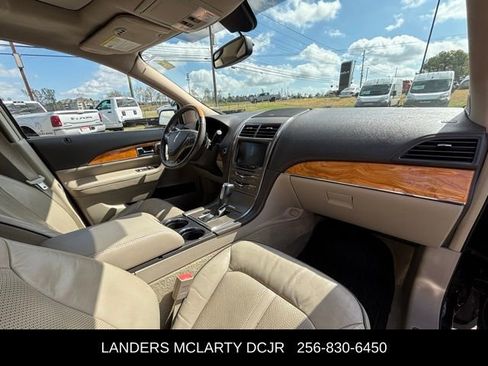 Used 2014 Lincoln MKX FWD w/ Equipment Group 102A image 7