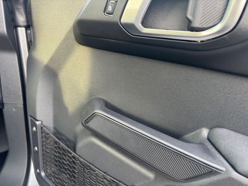 New 2025 Ford Bronco Badlands w/ Sasquatch Package image 22