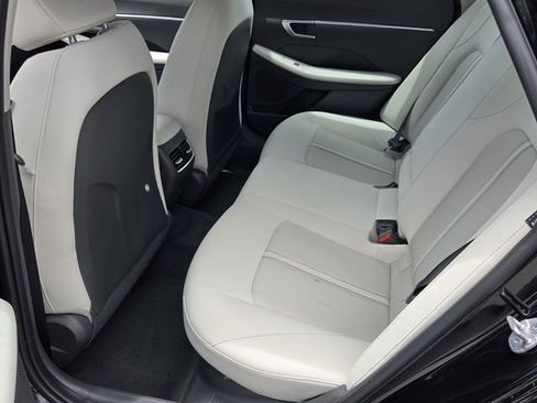 Certified 2025 Hyundai Sonata SEL FWD image 11