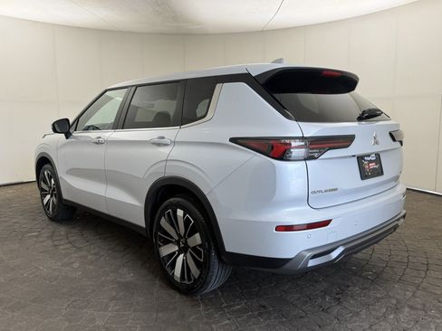 Used 2026 Mitsubishi Outlander SE AWD/4WD image 5