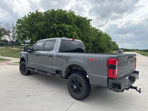 Used 2024 Ford F250 XL w/ STX Appearance Package image 2