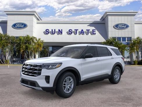 New 2026 Ford Explorer Active RWD image 3
