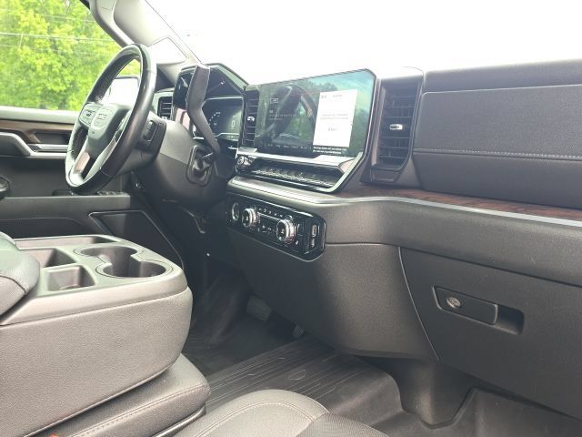 Used 2022 GMC Sierra 1500 SLT AWD/4WD image 23