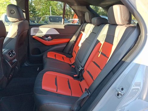 Used 2024 Mercedes-Benz GLE 53 AMG 4MATIC image 7