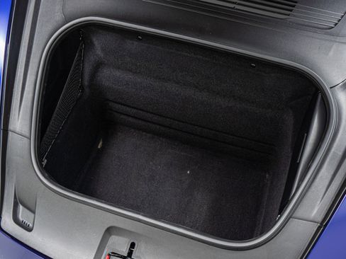 Used 2022 Porsche 911 Carrera RWD image 19
