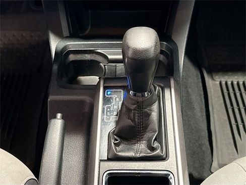 Certified 2019 Toyota Tacoma SR5 image 13