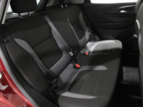 Certified 2024 Chevrolet TrailBlazer LS w/ LS Convenience Package image 18