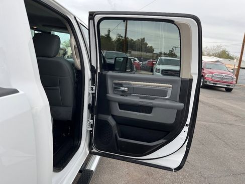 Used 2018 RAM 1500 Big Horn image 33