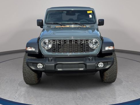 Used 2025 Jeep Wrangler Unlimited Sport AWD/4WD image 4