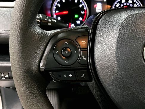 Used 2019 Toyota RAV4 XLE image 22