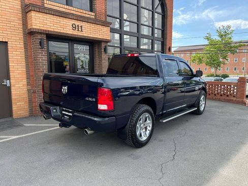Used 2017 RAM 1500 Express AWD/4WD image 9
