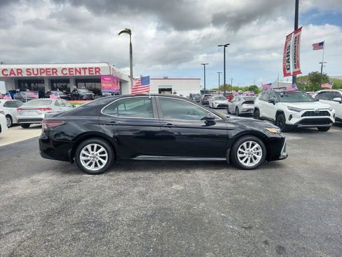 Used 2023 Toyota Camry LE FWD image 12