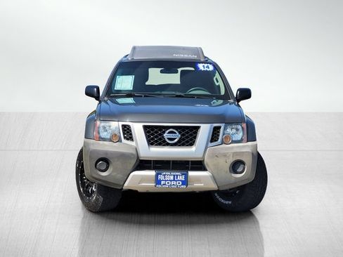 Used 2014 Nissan Xterra X AWD/4WD image 2