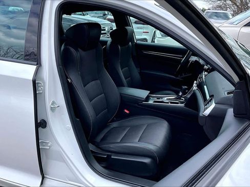 Used 2021 Honda Accord Sport image 8