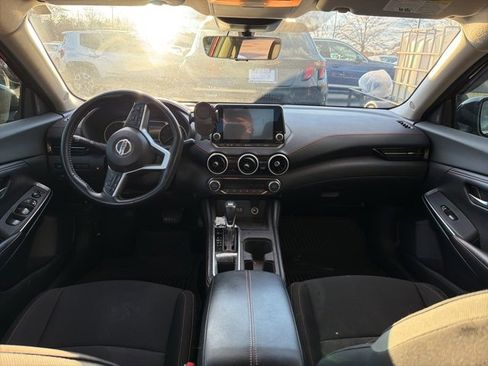 Used 2022 Nissan Sentra SR w/ Electronics Package image 24