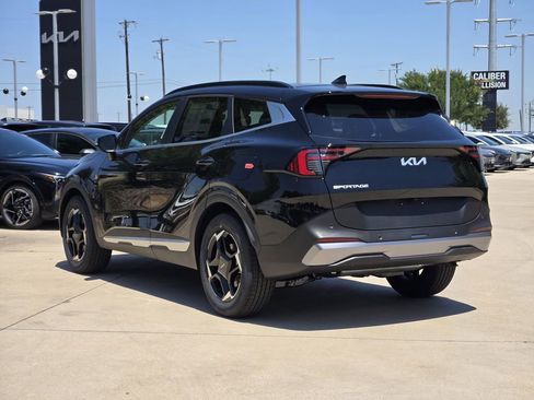 New 2026 Kia Sportage EX FWD image 3