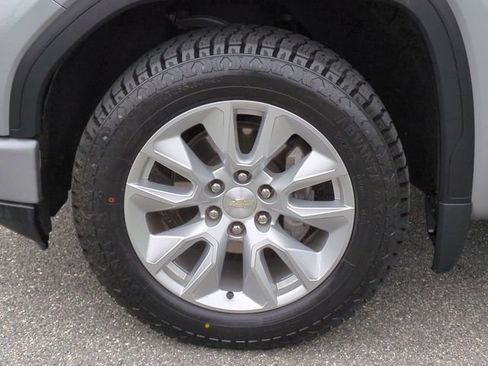 Used 2023 GMC Sierra 1500 Elevation RWD image 11