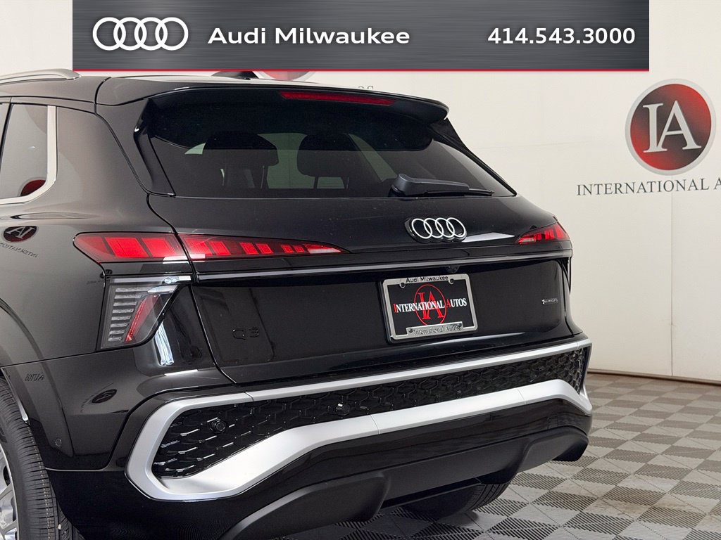 New 2026 Audi Q3 quattro 2.0T AWD/4WD image 10