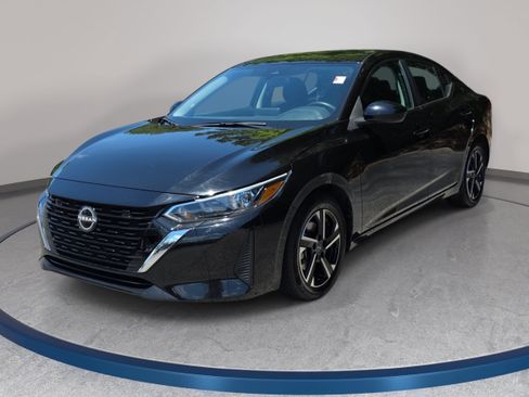 Used 2024 Nissan Sentra SV FWD image 1