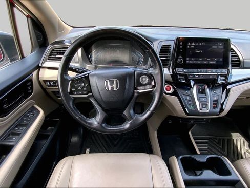 Used 2022 Honda Odyssey Touring image 6