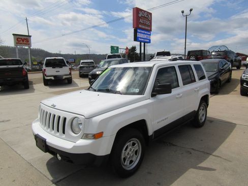 Used 2015 Jeep Patriot Sport w/ Power Value Group image 1
