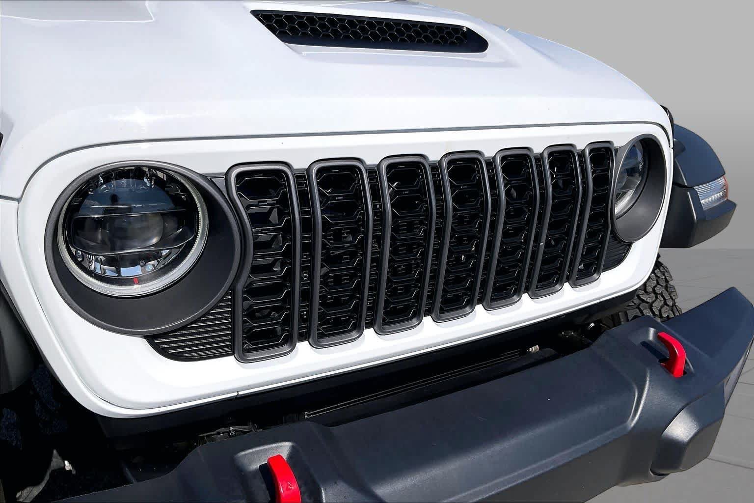Used 2026 Jeep Wrangler Unlimited Rubicon AWD/4WD image 28