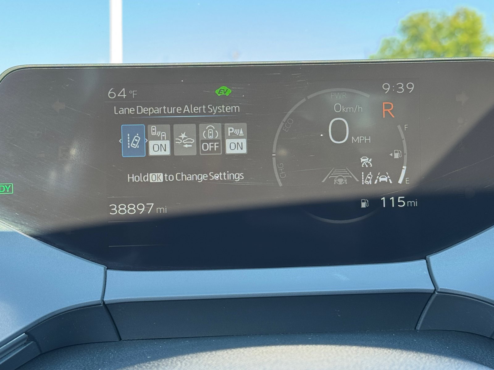 Used 2024 Toyota Prius XLE AWD/4WD image 24