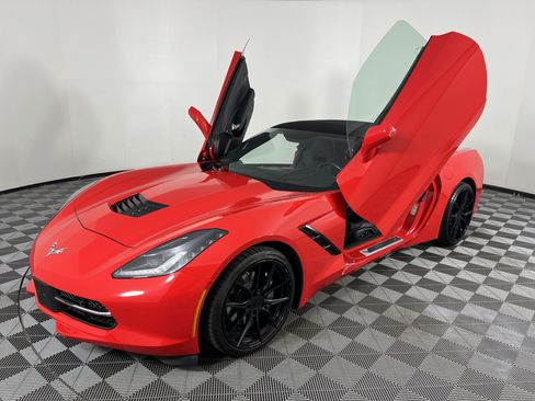 Used 2017 Chevrolet Corvette Stingray Convertible w/ 3LT Preferred Equipment Group RWD image 10