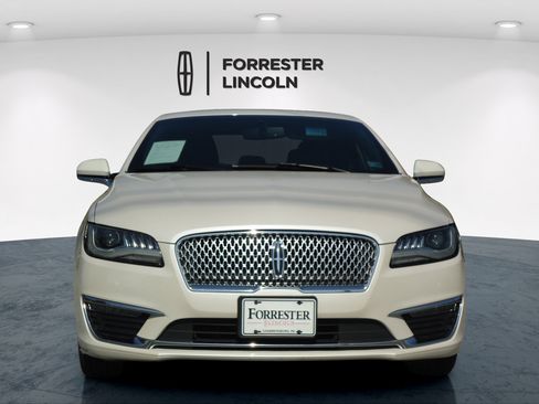 Used 2017 Lincoln MKZ Premiere FWD image 8