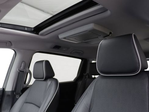 Used 2024 Honda Odyssey Elite image 13