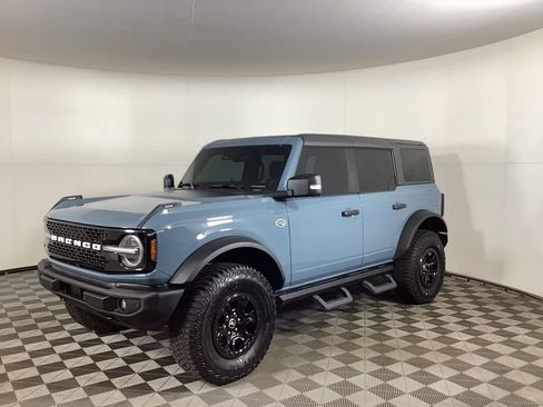 Used 2022 Ford Bronco Wildtrak image 5