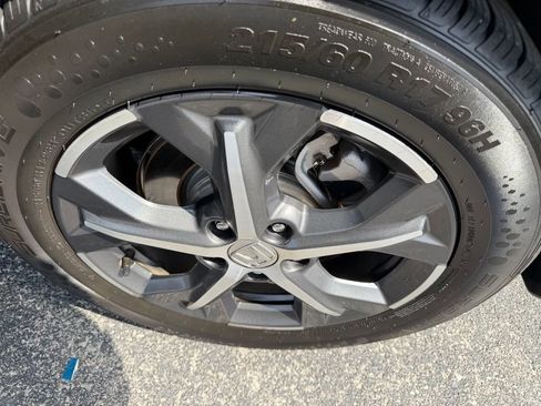 Used 2023 Honda HR-V EX-L image 11