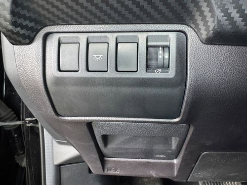Used 2024 Subaru Ascent Premium AWD/4WD image 18