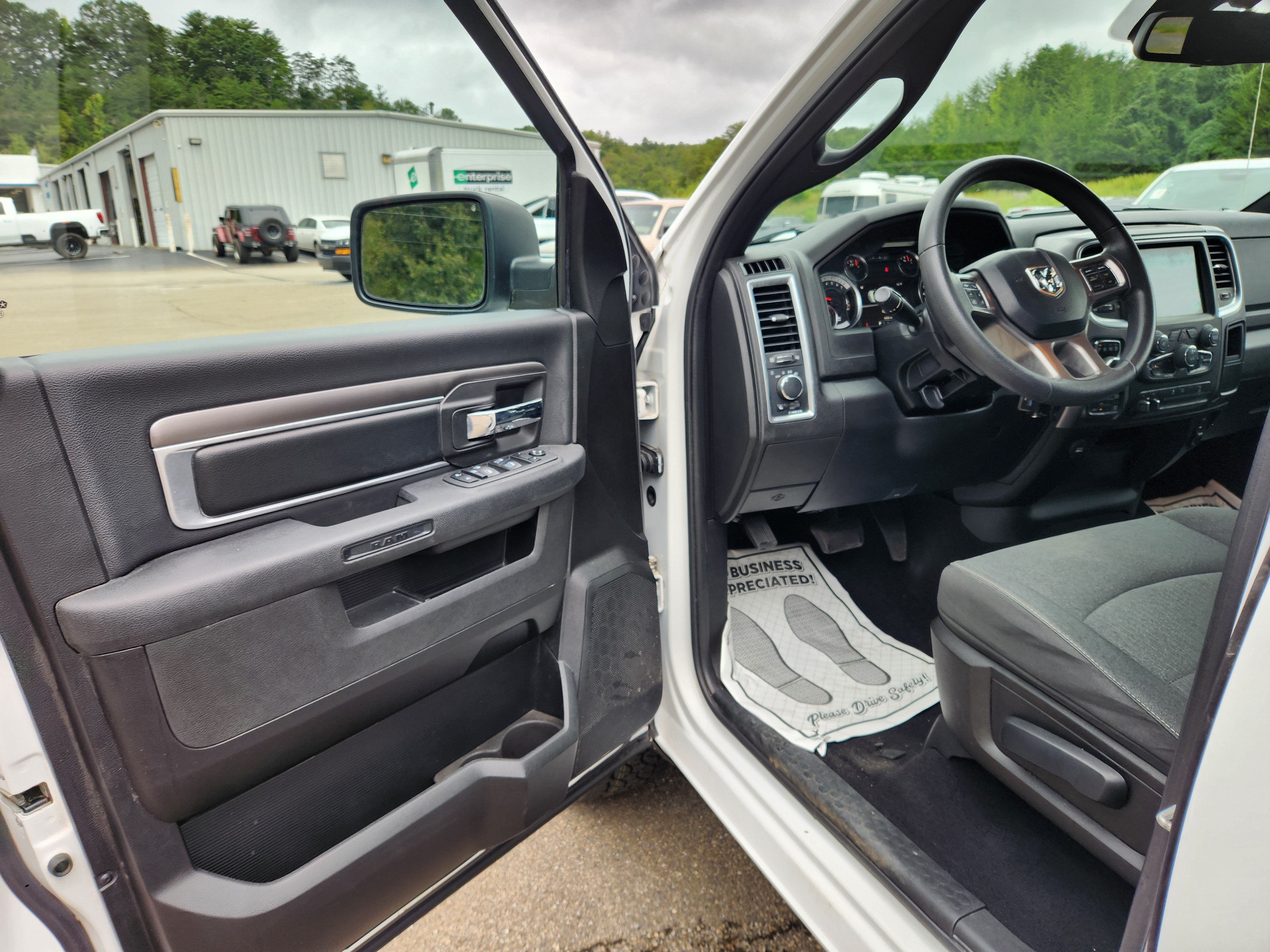 Used 2021 RAM 1500 Warlock w/ Electronics Group AWD/4WD image 10