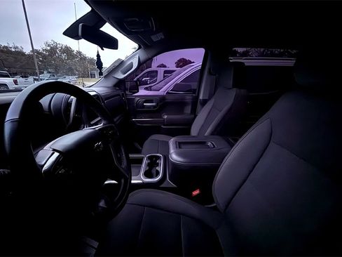 Used 2022 Chevrolet Silverado 1500 LT Trail Boss image 10